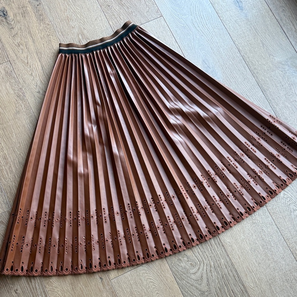 Le Superbe leather pleated skirt